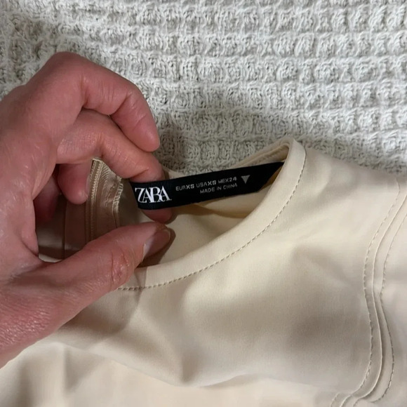 Zara Mini Puff Sleeve Dress - Picture 6 of 6